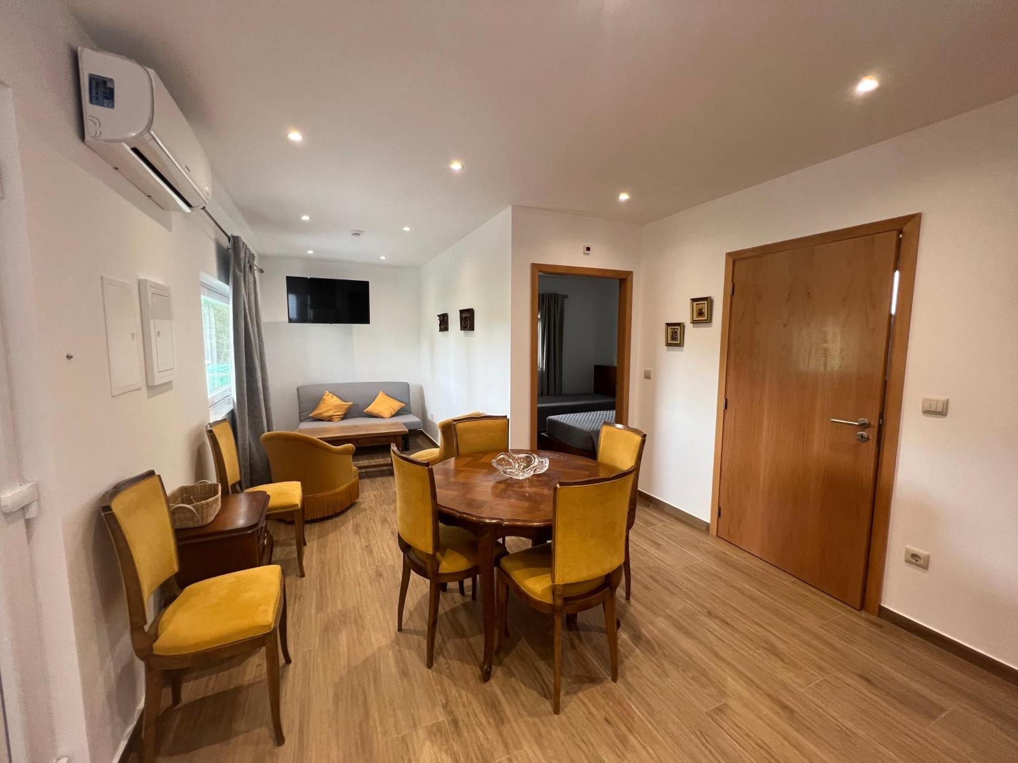 Funileiro, Apartamentos E Quartos Amares Exteriér fotografie