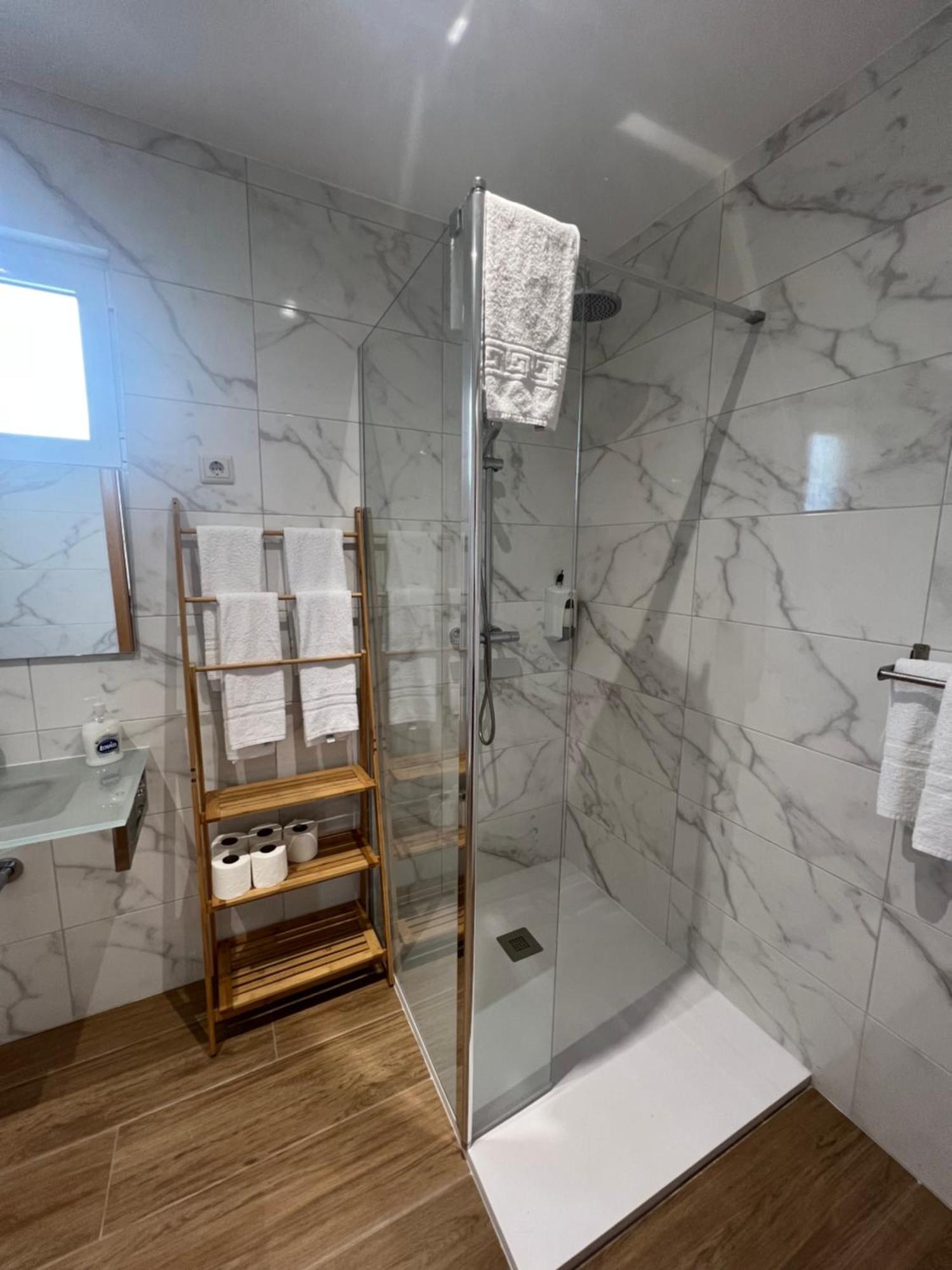 Funileiro, Apartamentos E Quartos Amares Exteriér fotografie